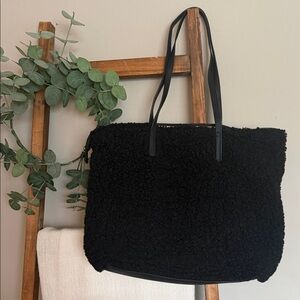 Black Faux Shearling Tote Bag - Unbranded